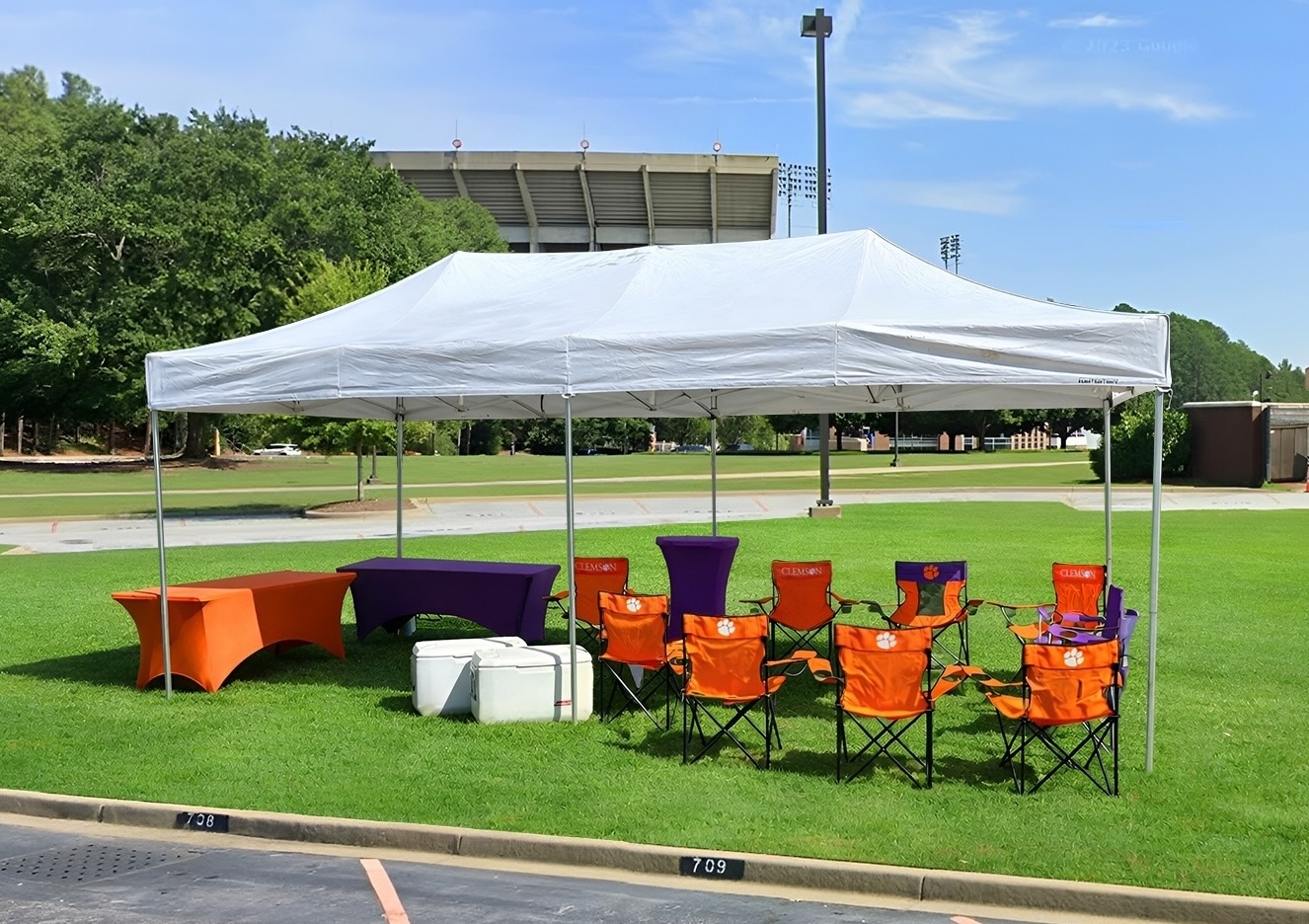 tent-tv-setup-clemson